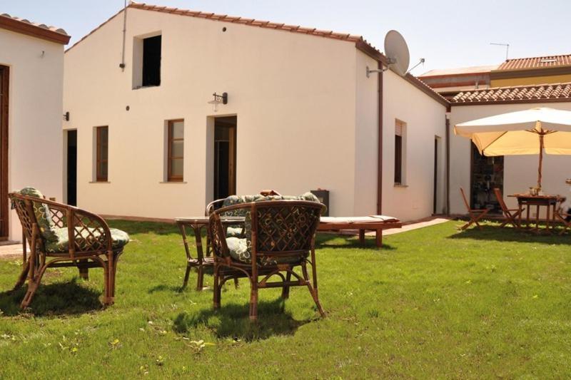 Càbras Lanita B&B מראה חיצוני תמונה